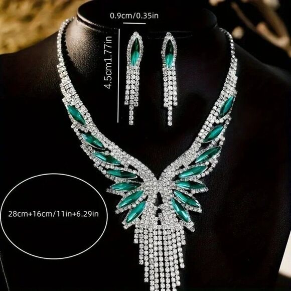 Luxurious Crystal Rhinestone & Green Gemstone Tassel Jewelry Set for Women - Picture 3 of 3